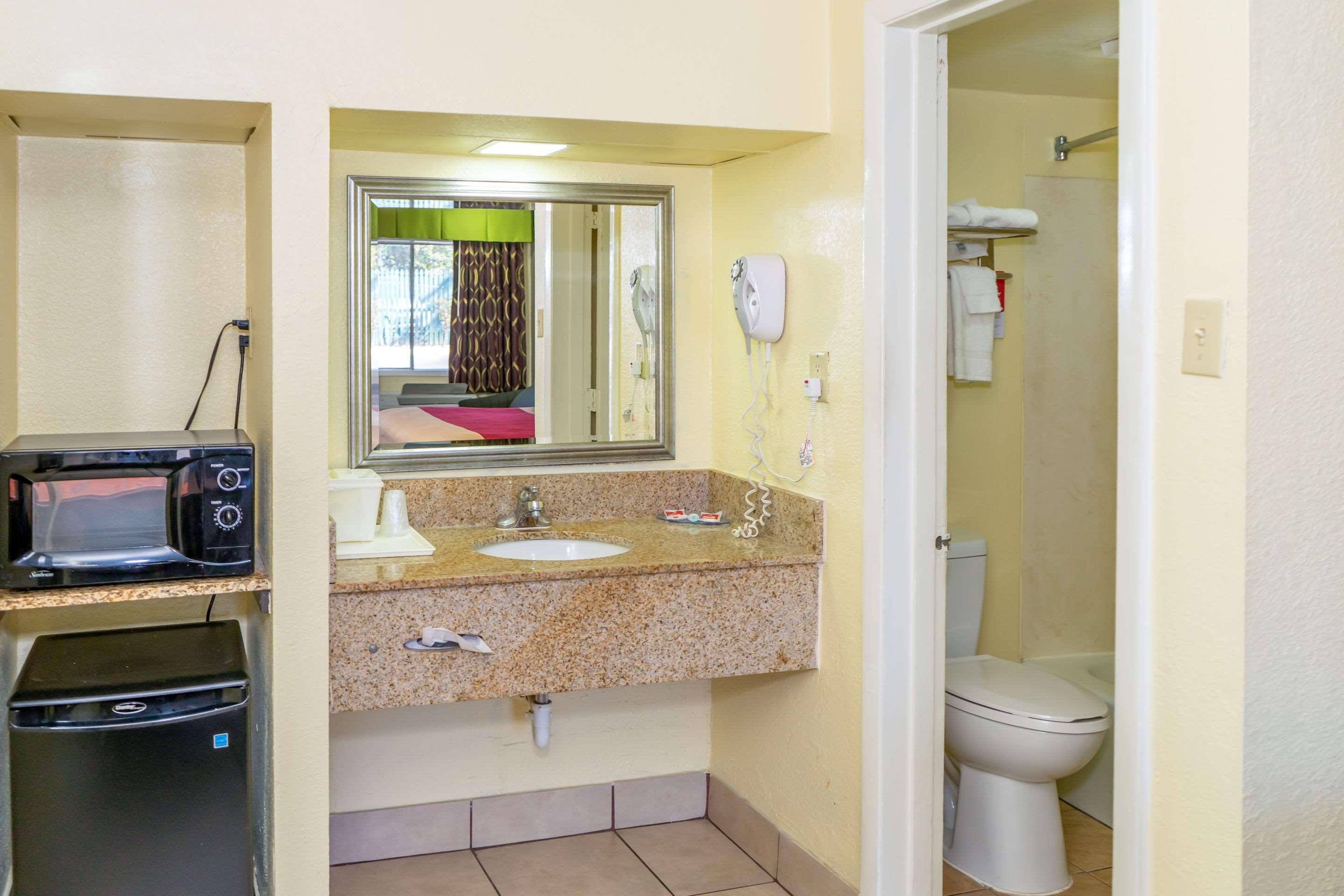 Econo Lodge Weldon - Roanoke Rapids Εξωτερικό φωτογραφία